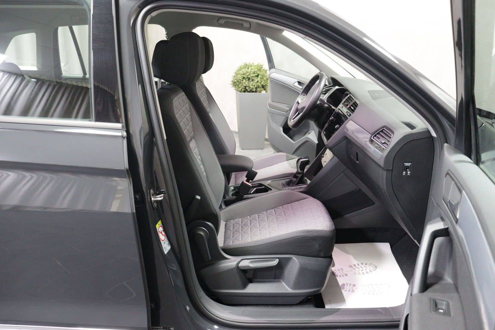 Volkswagen Tiguan Life eHybrid DSG HEADUP VIRTUAL ACC LED foto 7