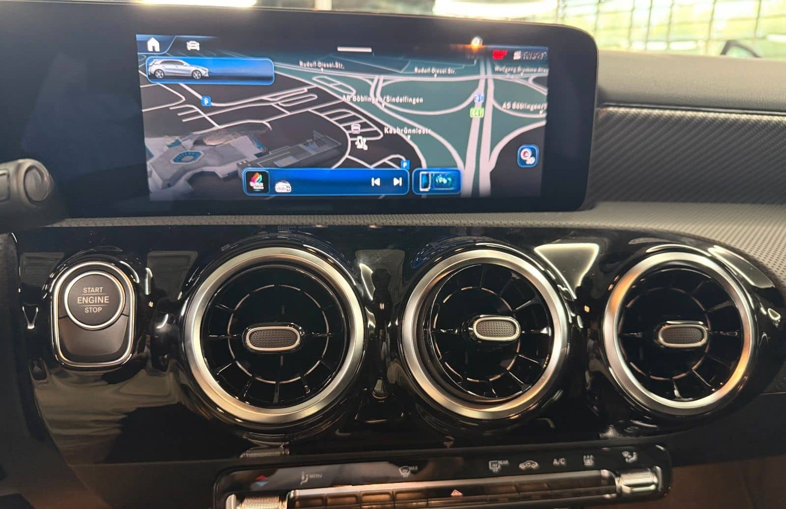 Mercedes-Benz A 250 e foto 11