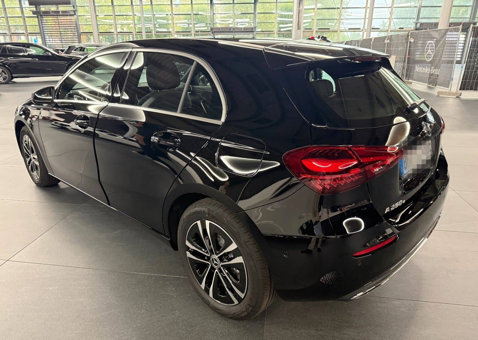 Mercedes-Benz A 250 e foto 4