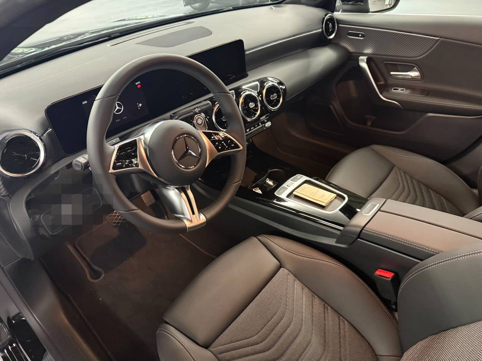 Mercedes-Benz A 250 e foto 9