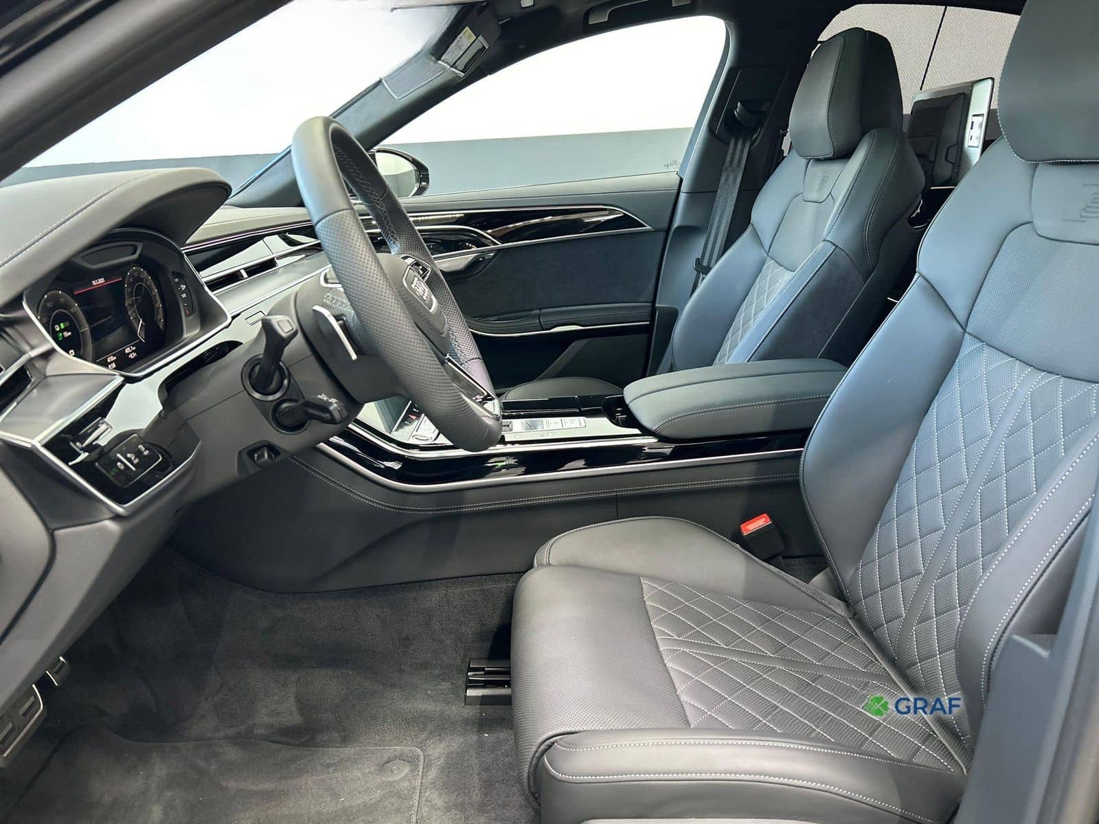 Audi A8 60 TFSI e quattro Pano Matrix AHK Navi foto 7