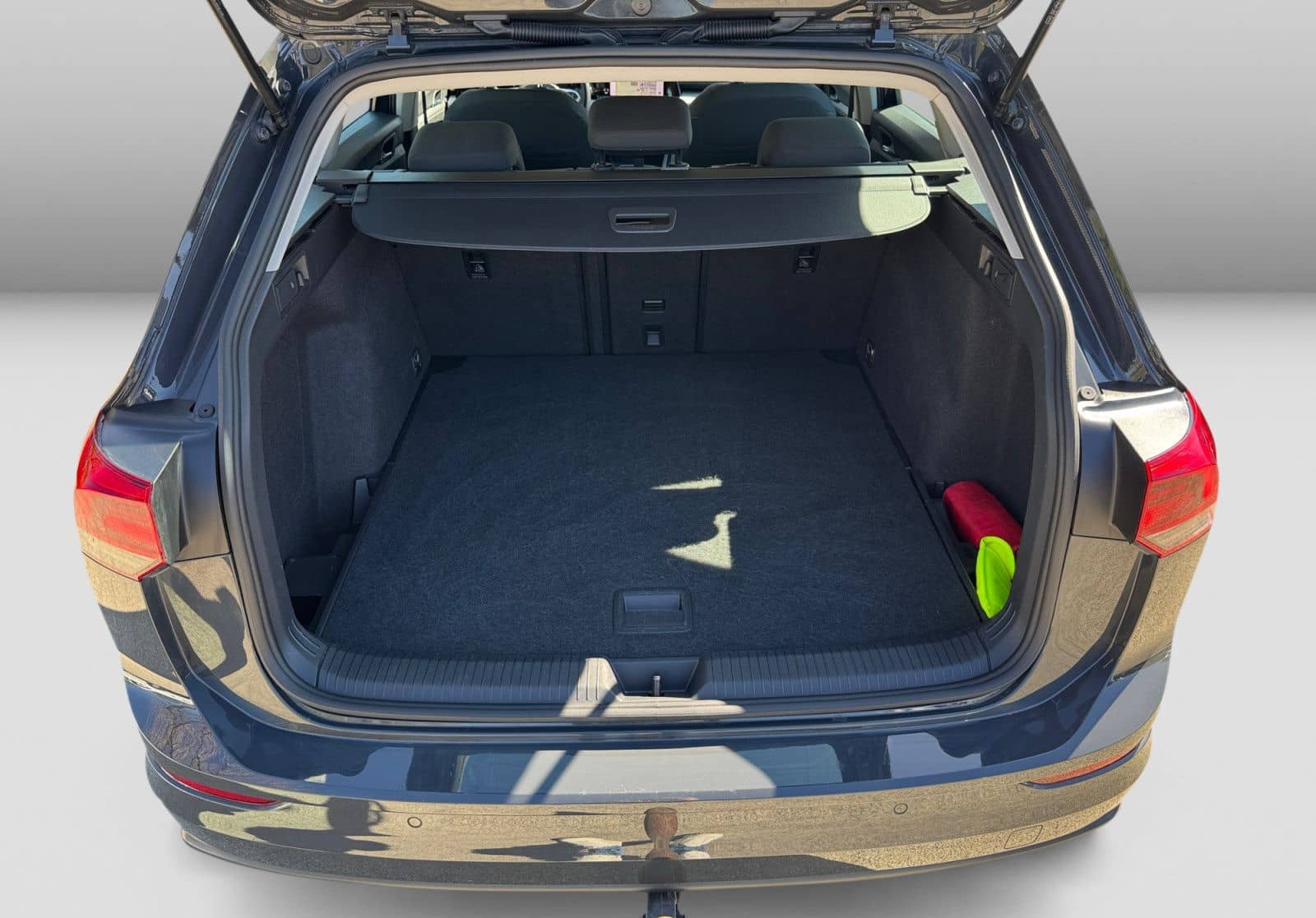 Volkswagen Golf Variant VIII 2.0 TDI DSG Life AHK Navi LED foto 12