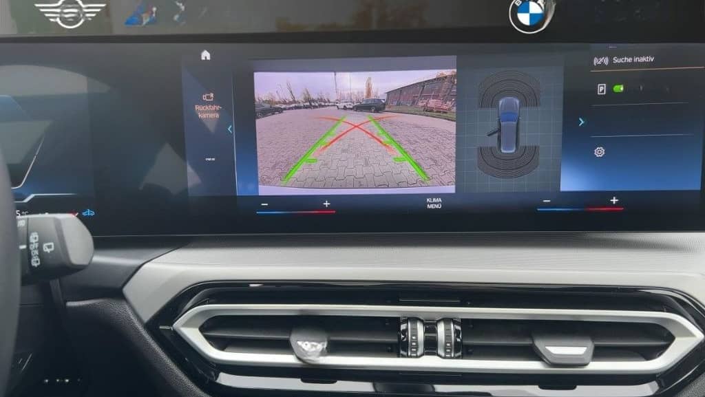 BMW 320 d Touring HUD Pano ACC Adap-LED RFK HiFi foto 11