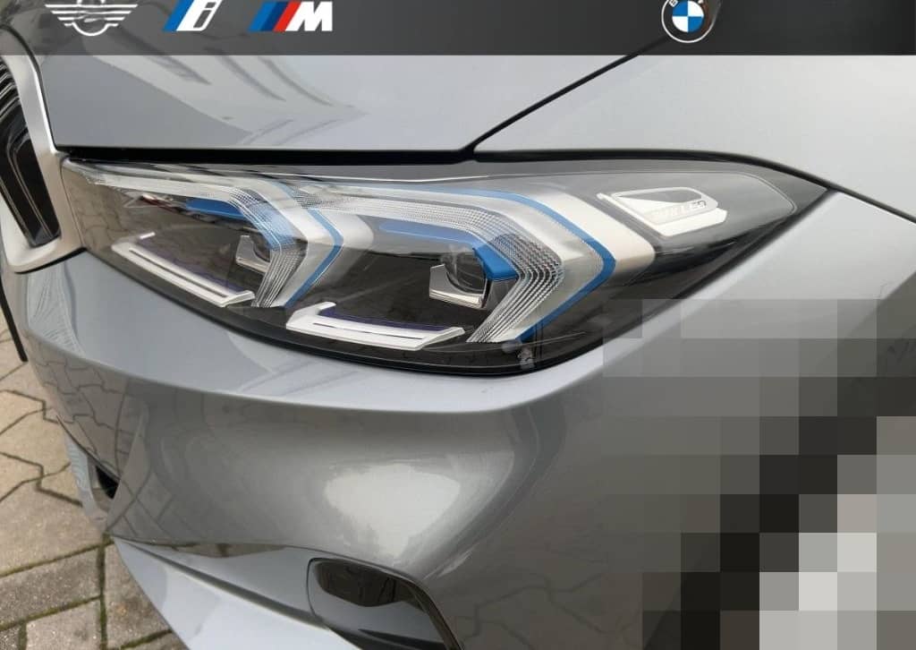 BMW 320 d Touring HUD Pano ACC Adap-LED RFK HiFi foto 16