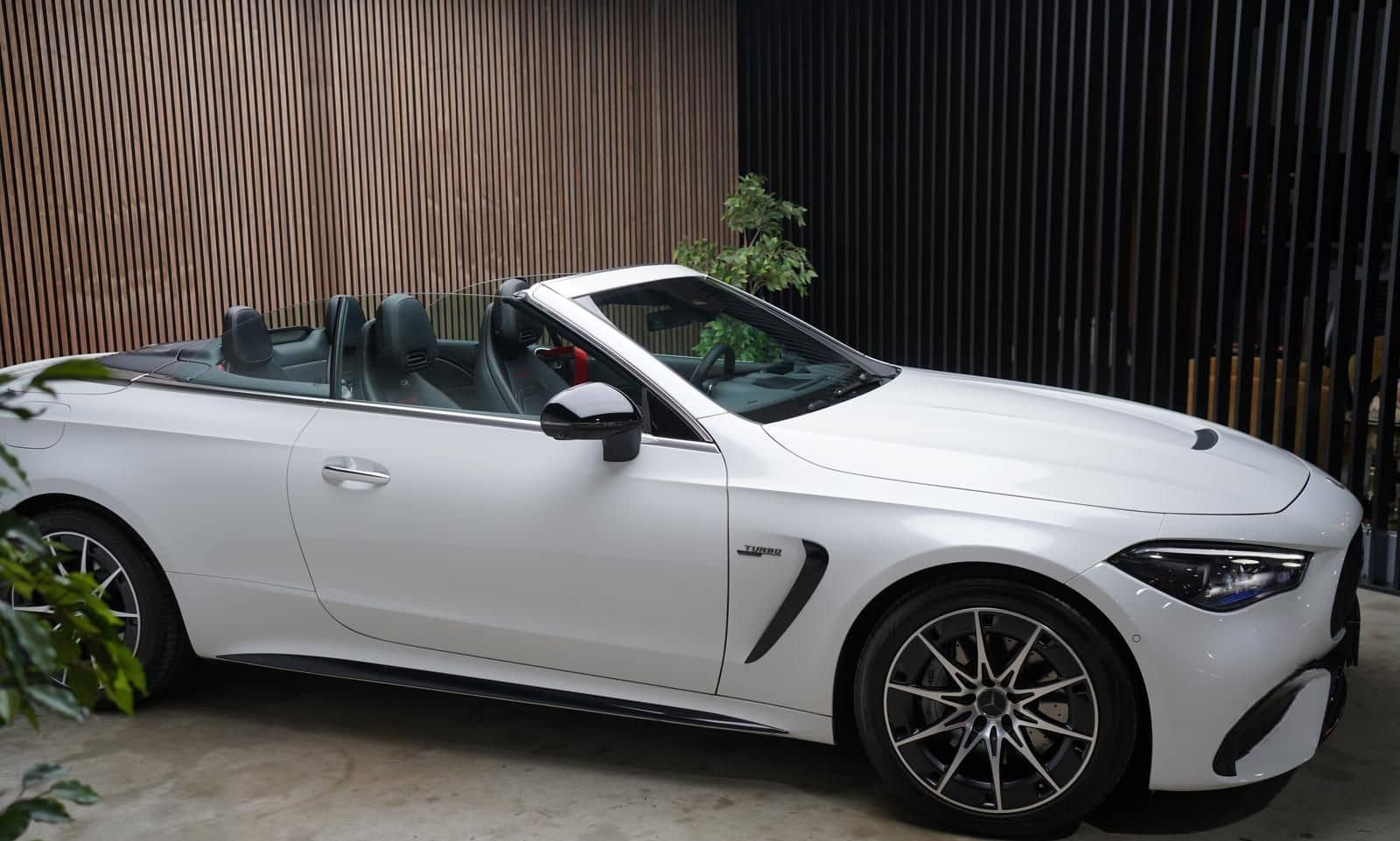 Mercedes-Benz CLE 53 AMG Cabrio 4Matic AMG Night II foto 24