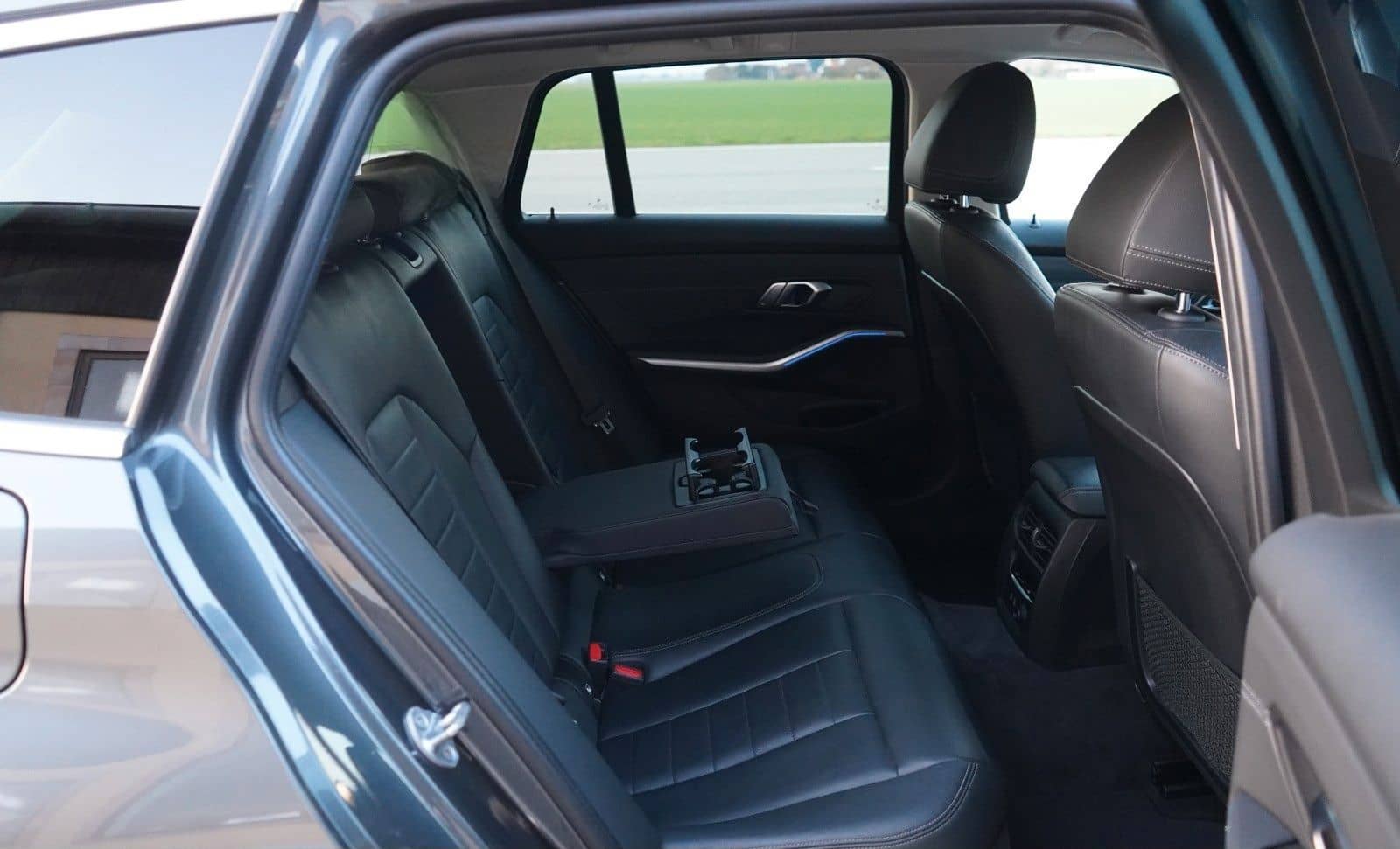 BMW 320d T. xDrive Luxury Line*1.HAND*STDHZ*STOP&GO* foto 15