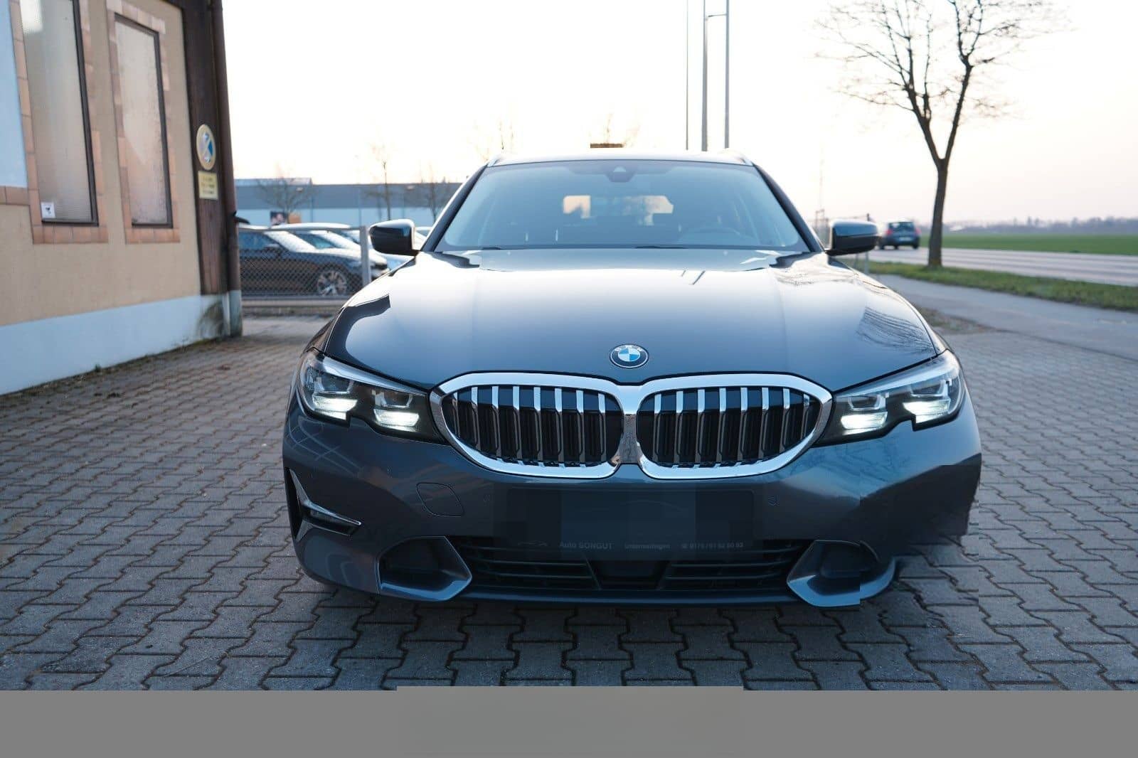 BMW 320d T. xDrive Luxury Line*1.HAND*STDHZ*STOP&GO* foto 7