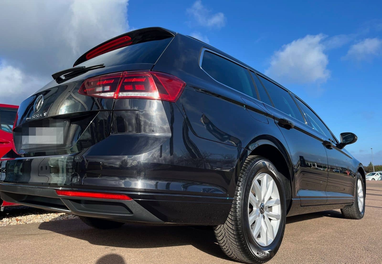 Volkswagen Passat Variant Business mit AHK+LED+NAVI foto 6