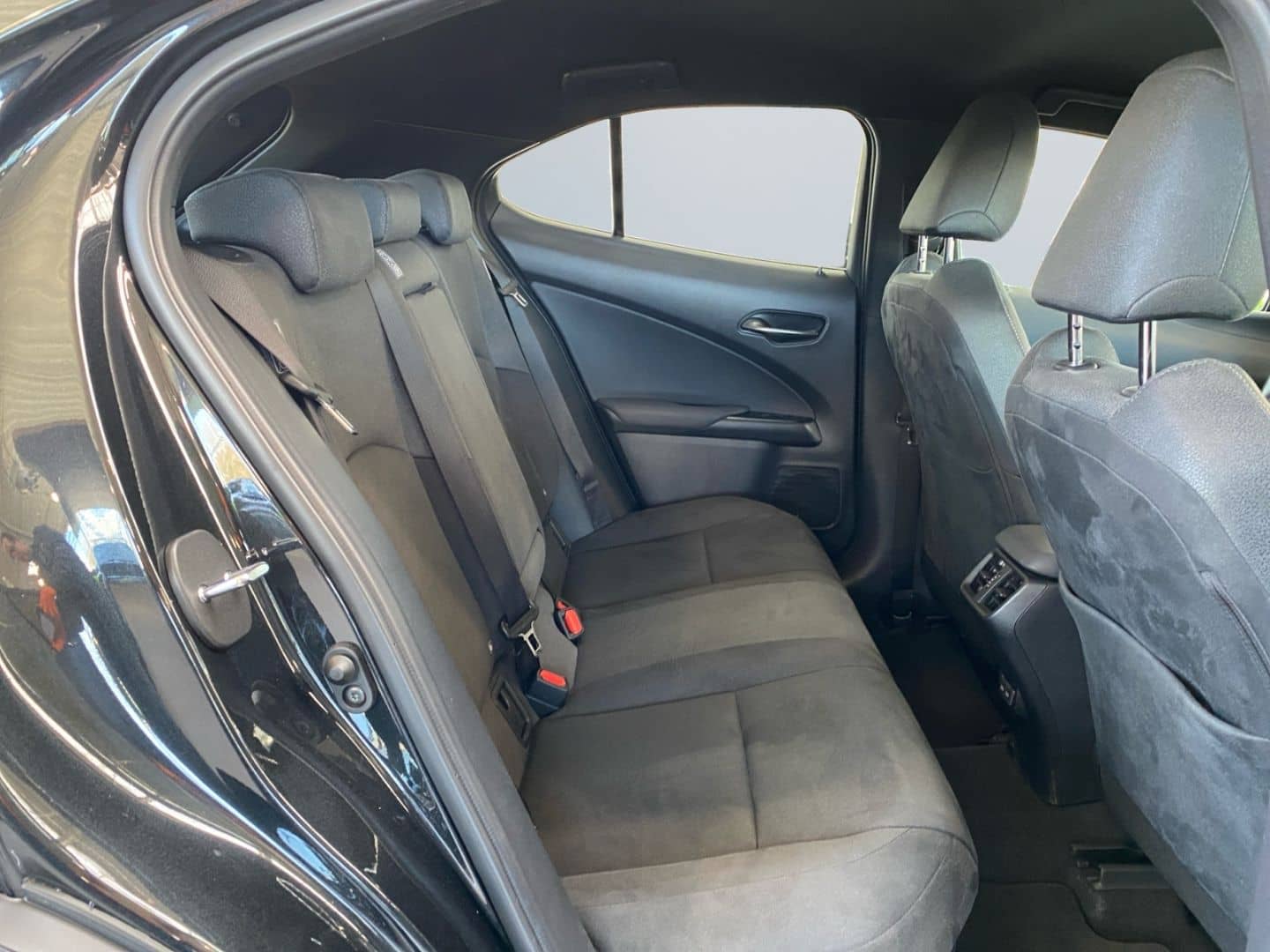 Lexus UX 250h Style Edition *Bi-LED*ACC*CAM*SHZ*CarPla foto 20