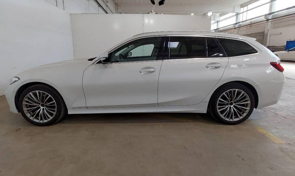 BMW 320d Touring xDrive ACC AHK KZU LRHZ PANO STHZ foto 7