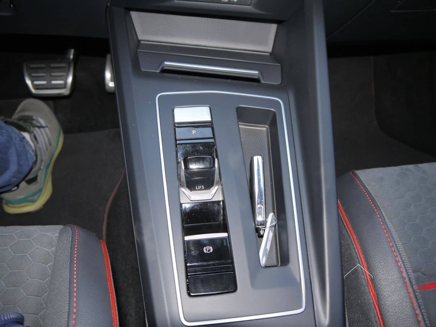 Volkswagen Golf GTI DSG ClubSport NAVI LED APS SH foto 11