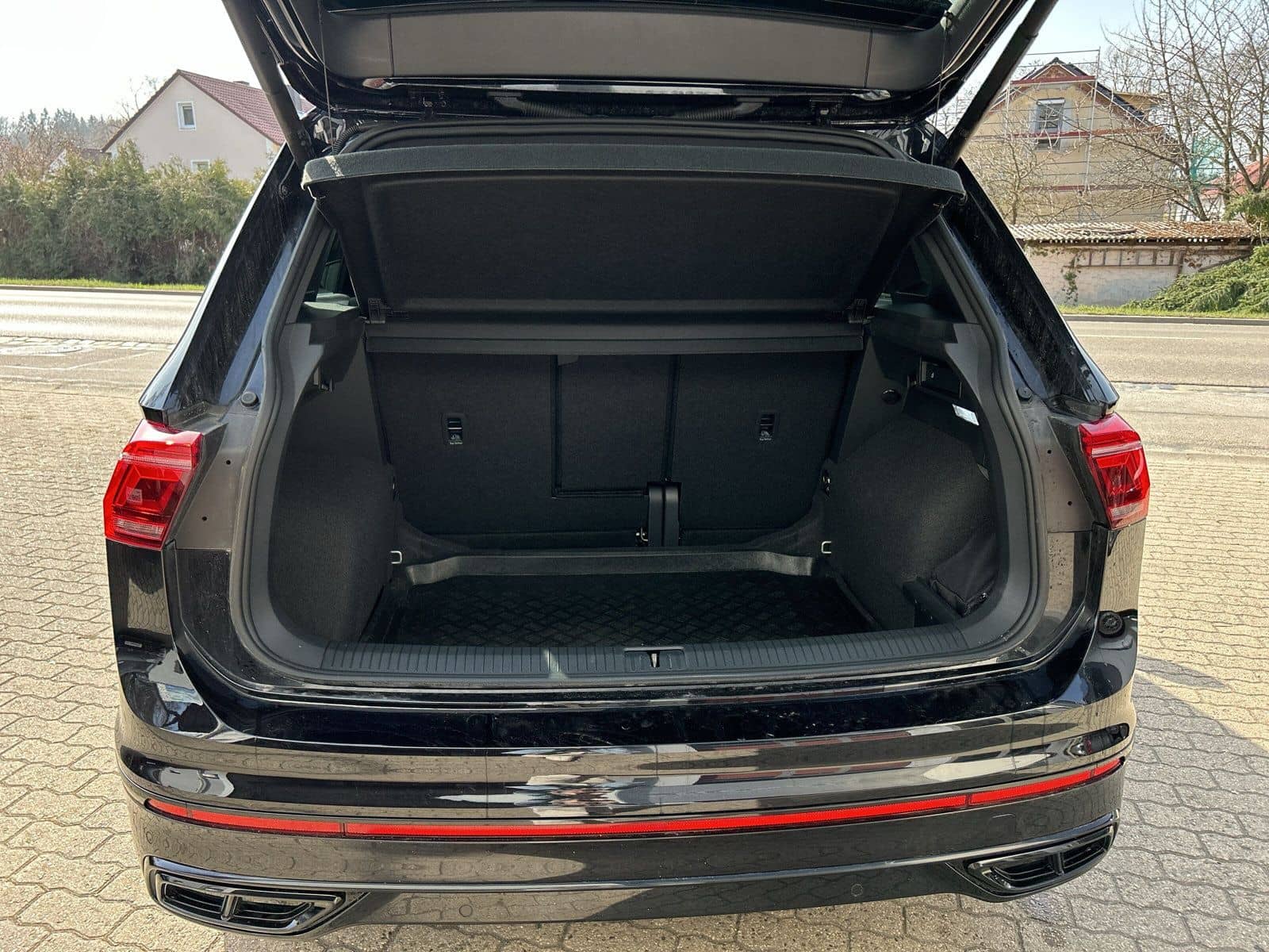 Volkswagen Tiguan 2.0 TDI DSG 4x4 R-Line ABT 180PS 360° Kam foto 11