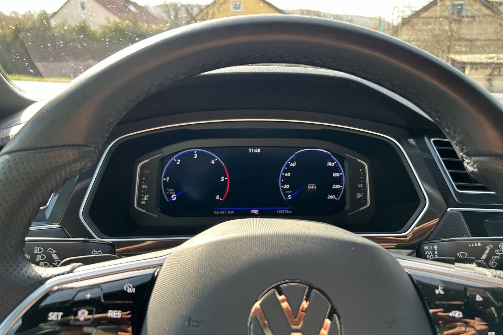 Volkswagen Tiguan 2.0 TDI DSG 4x4 R-Line ABT 180PS 360° Kam foto 9