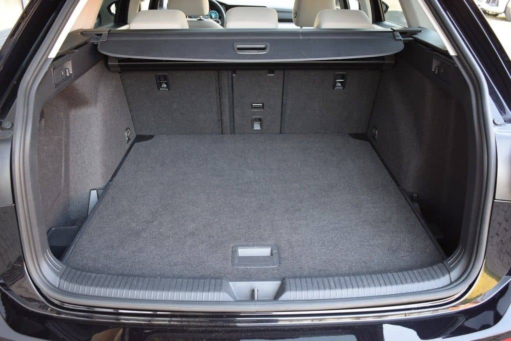 Volkswagen Golf VIII Variant TDI 2.0 *Life*Matrix*AHK*Pano* foto 16