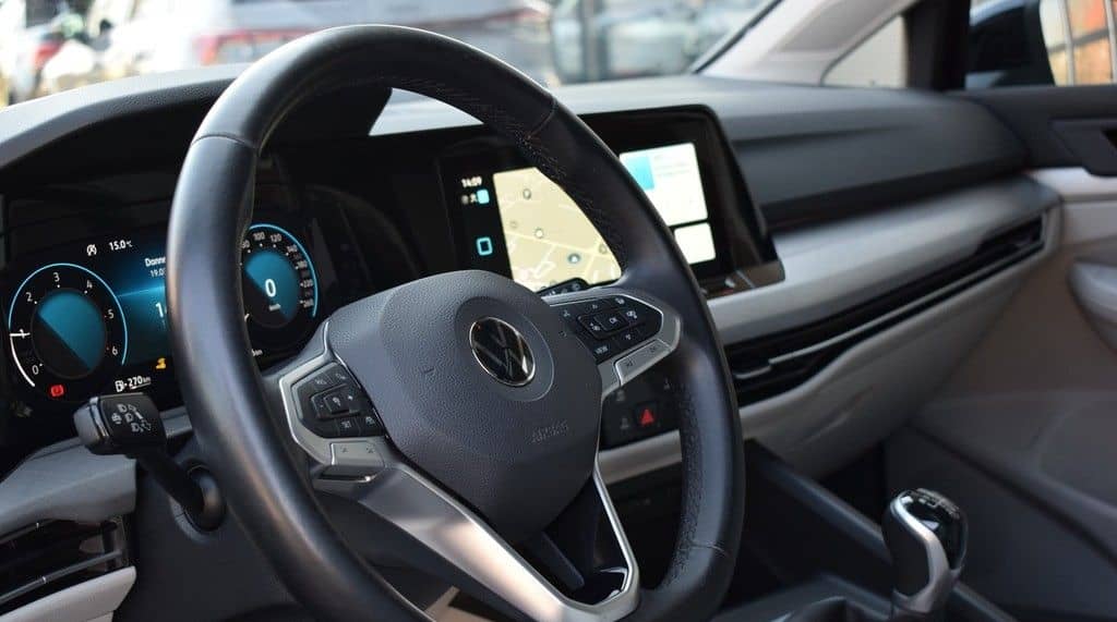 Volkswagen Golf VIII Variant TDI 2.0 *Life*Matrix*AHK*Pano* foto 23