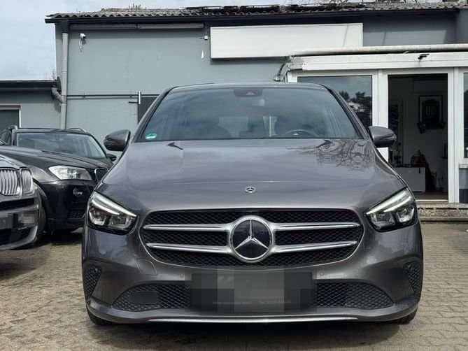Mercedes-Benz B 180 d-komplett Mercedes Scheckheft-Top Ausstat foto 2
