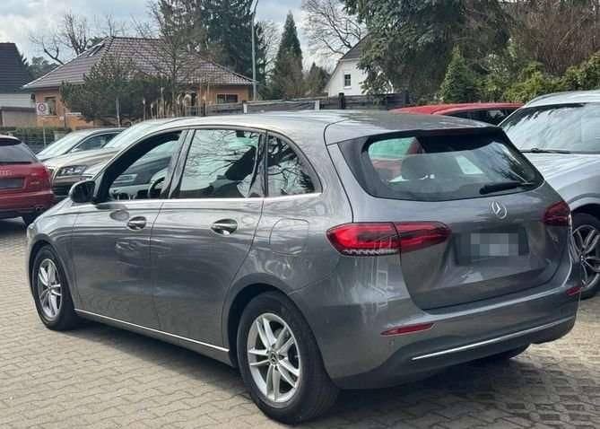 Mercedes-Benz B 180 d-komplett Mercedes Scheckheft-Top Ausstat foto 5