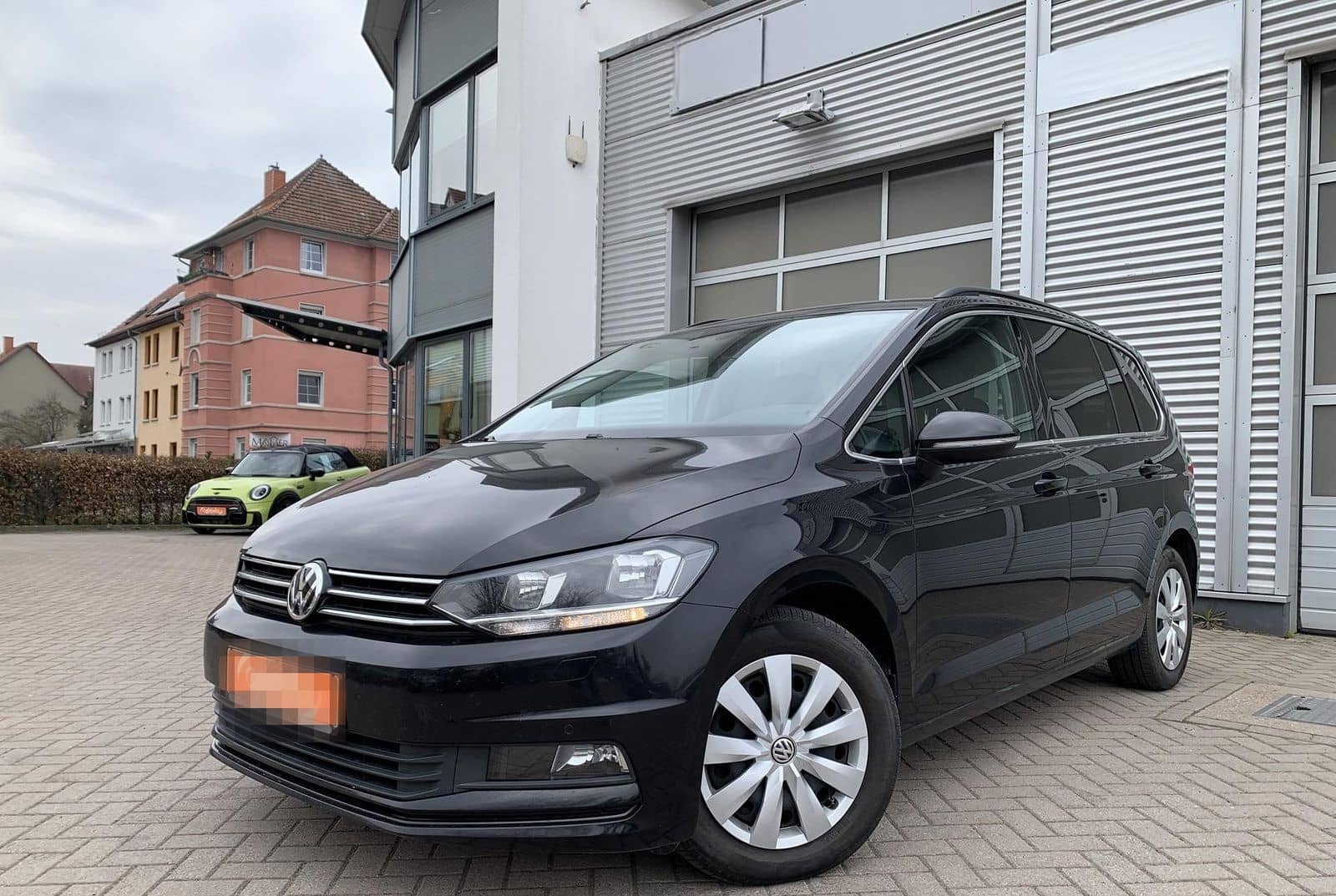 Volkswagen Touran 1.5TSI 7-Sitzer AHK+Klimaaut+Sitzhzg+APP foto 1