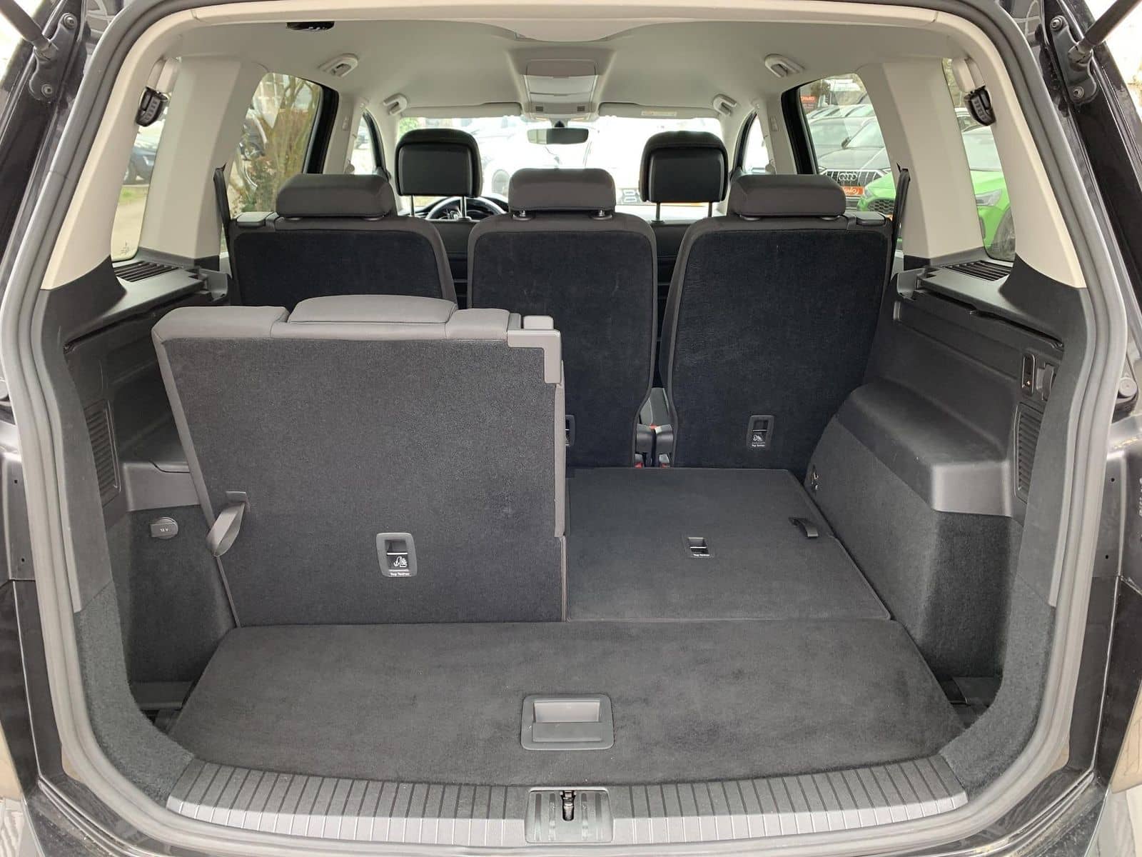 Volkswagen Touran 1.5TSI 7-Sitzer AHK+Klimaaut+Sitzhzg+APP foto 6