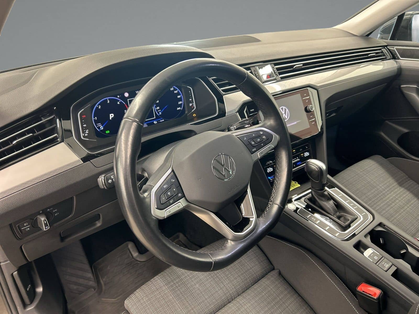 Volkswagen Passat Variant 2.0 TDI Business DSG+LED+STANDH. foto 7