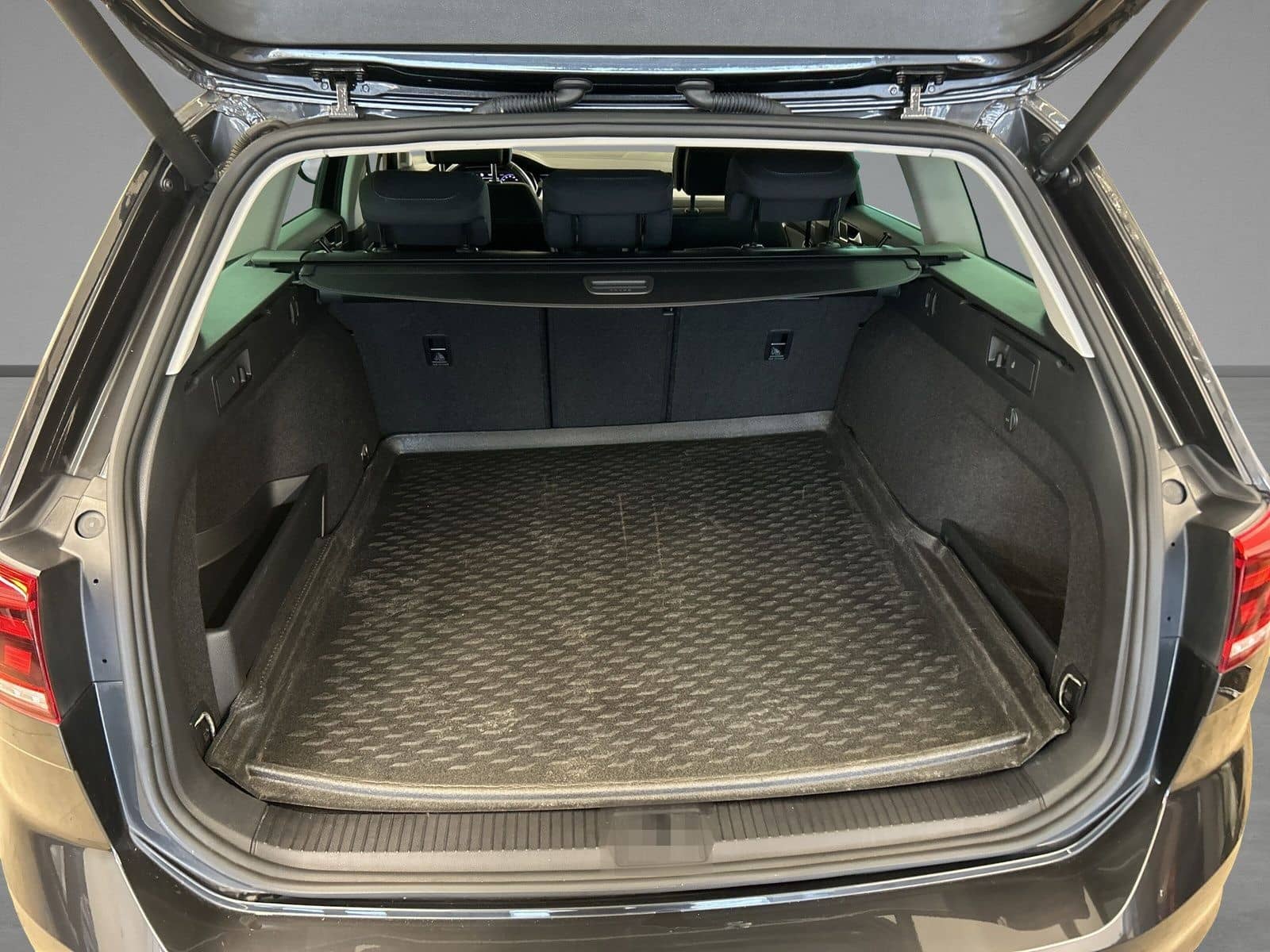 Volkswagen Passat Variant 2.0 TDI Business DSG+LED+STANDH. foto 9