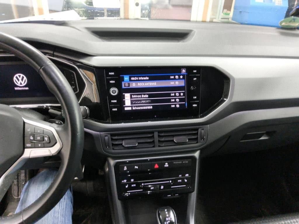 Volkswagen T-Cross Active 1.0TSI DSG Kamera SHZ Klima foto 4