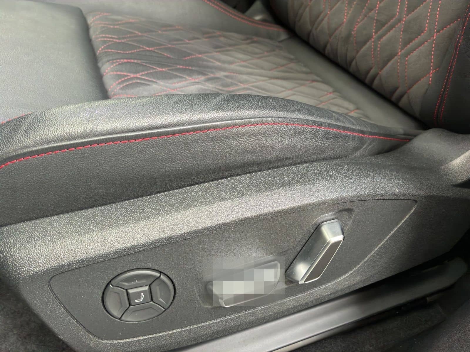 Audi Q6 e-tron Q S LINE UPE105 LM21 SPORTSITZE+ PANO foto 19