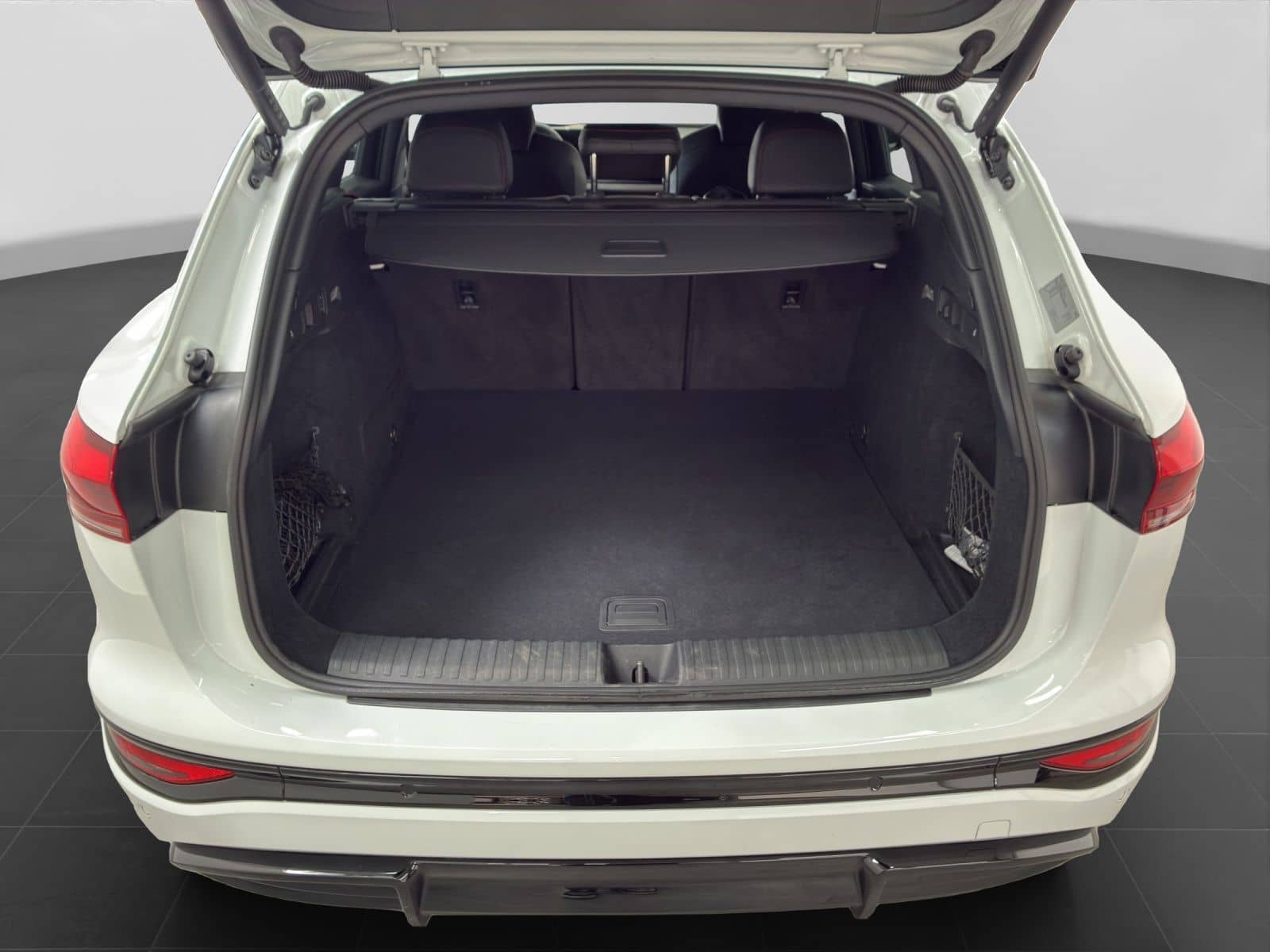 Audi Q6 e-tron Q S LINE UPE105 LM21 SPORTSITZE+ PANO foto 7