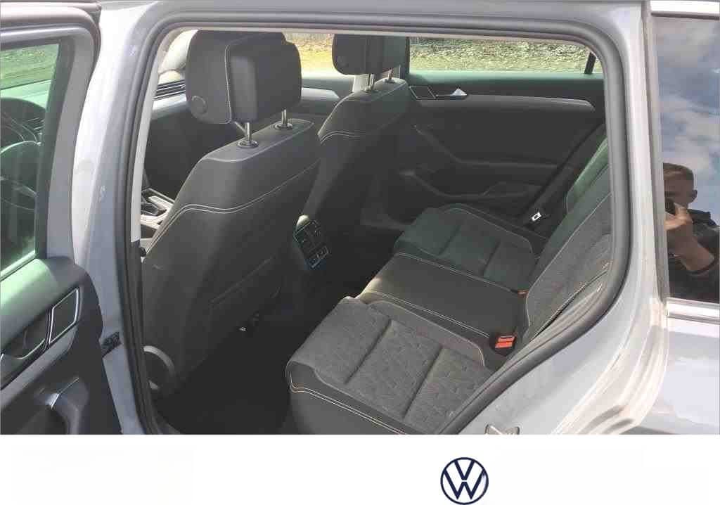 Volkswagen Passat Variant Business 2.0TDI DSG Navi LED ACC foto 8