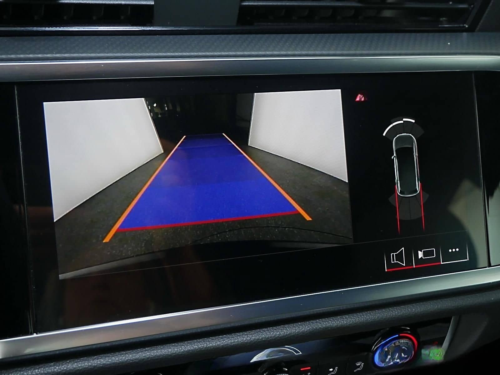 Audi Q3 SUV adv. 35 TFSI S tronic V-Cockpit/R-Kamera foto 8