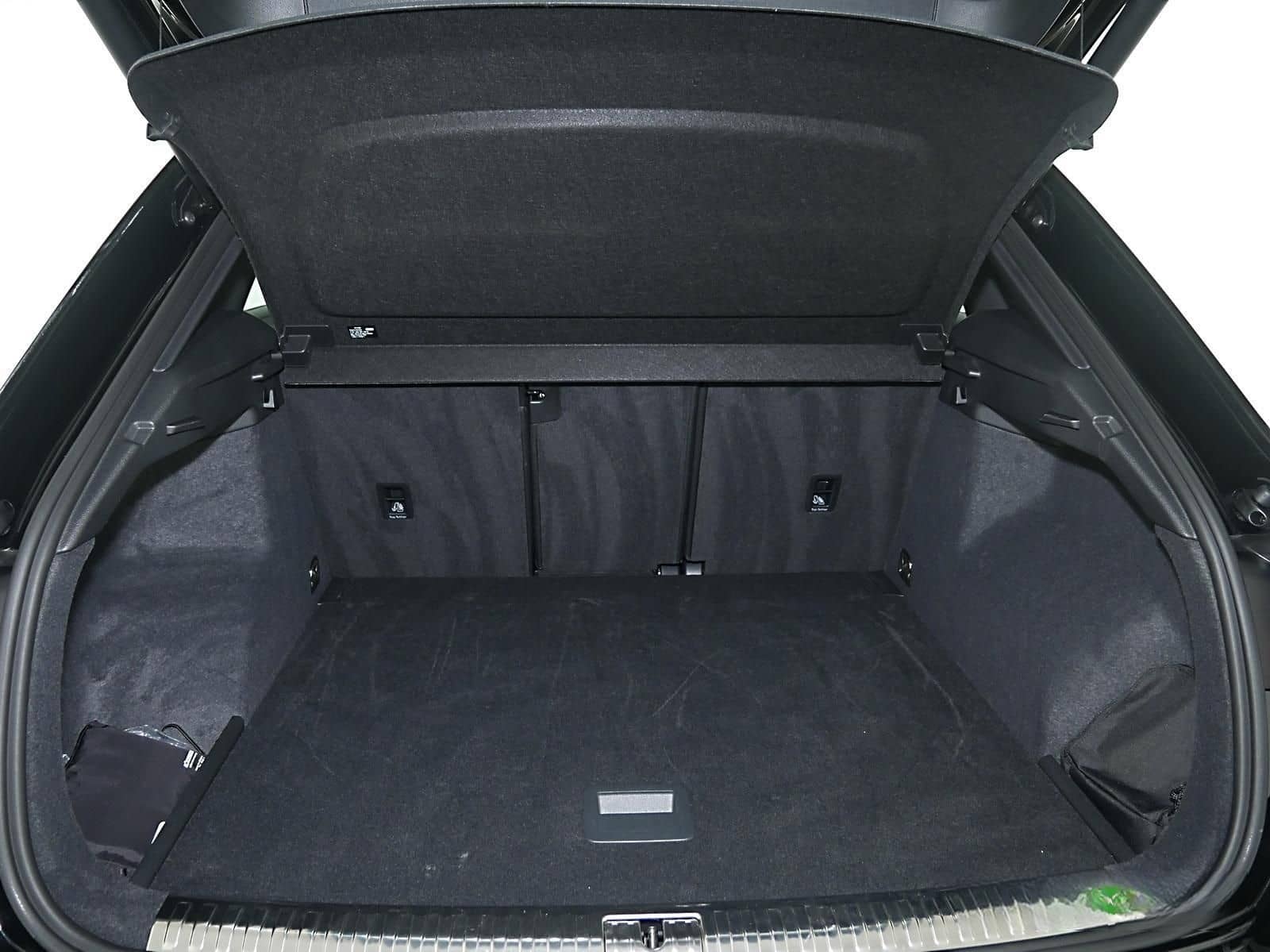 Audi Q3 SUV adv. 35 TFSI S tronic V-Cockpit/R-Kamera foto 9