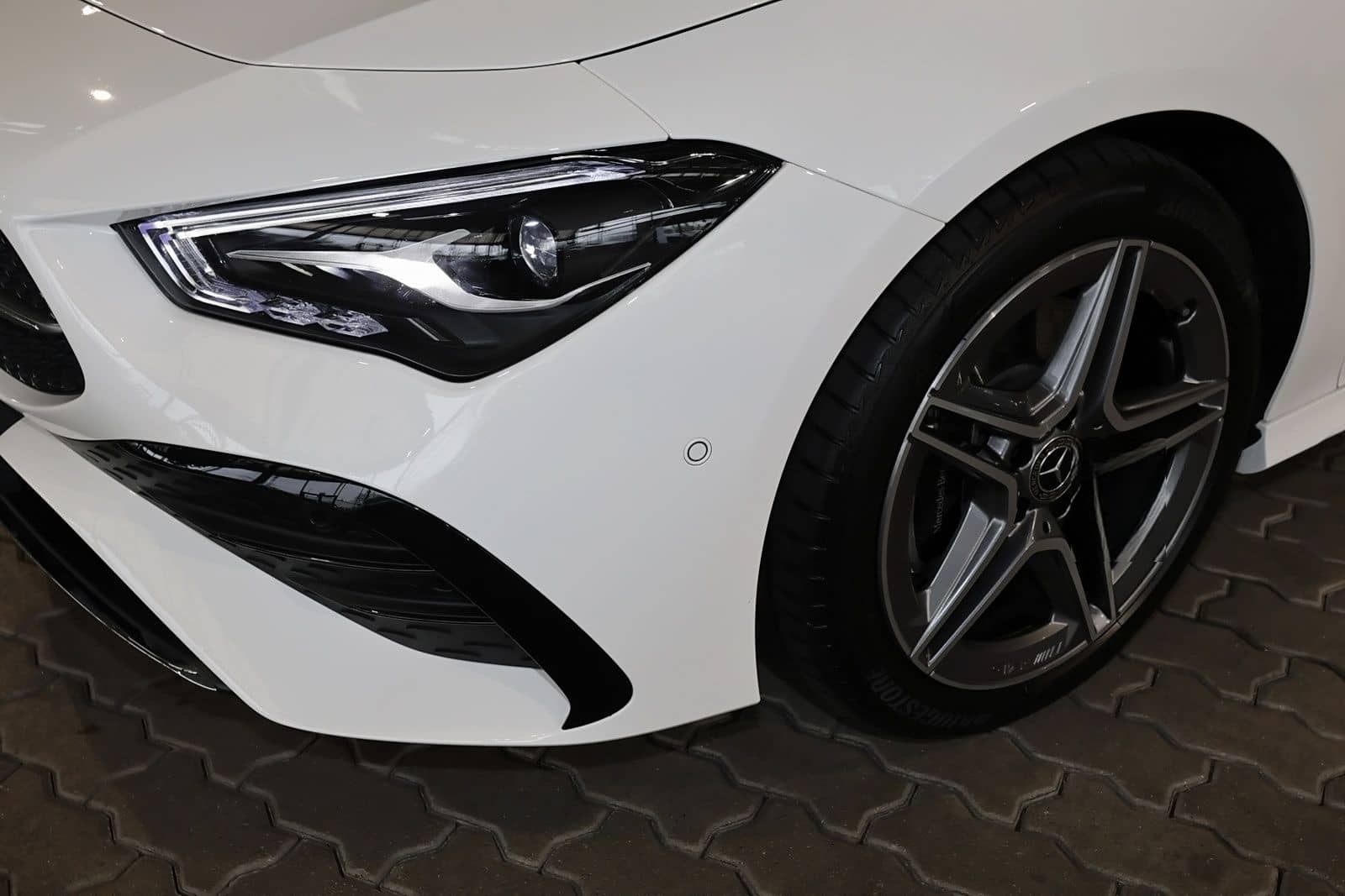 Mercedes-Benz CLA 200 Coupé AMG TOTWINKEL+PANO+KEYLESS+LED+18" foto 3