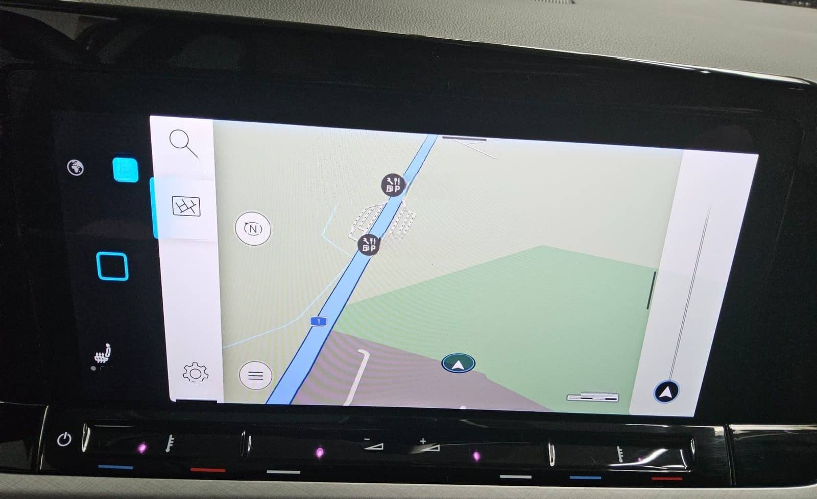 Volkswagen Golf-8 Var. 2.0 TDI Life Navi LED AID ACC PDC foto 7