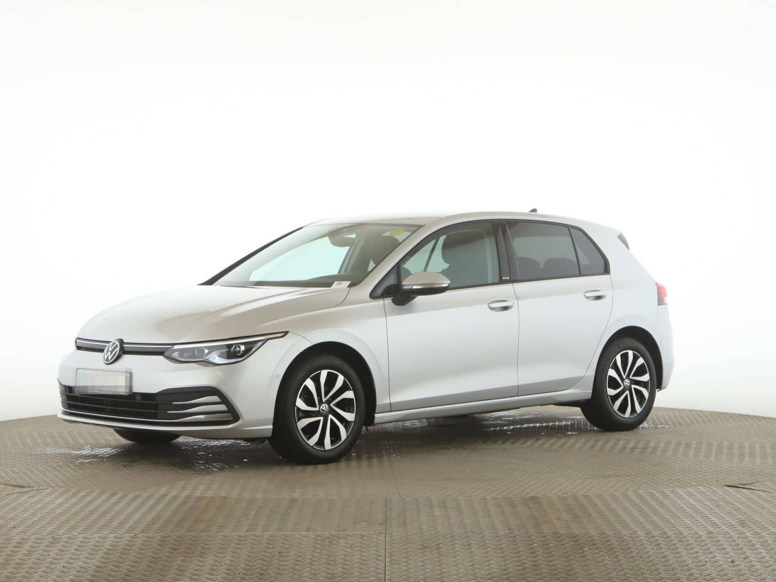 Volkswagen Golf VIII 1.5 TSI Active Standh+Navi.+RFK+SHZ+LE foto 2