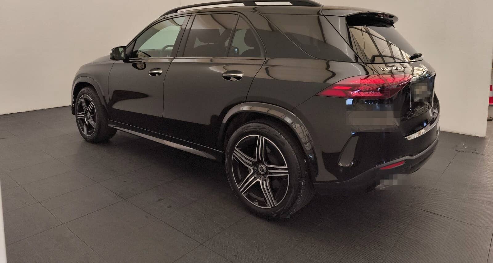 Mercedes-Benz GLE 450d 4M AMG Premium+ Airmatic Night AHK 3,5t foto 6