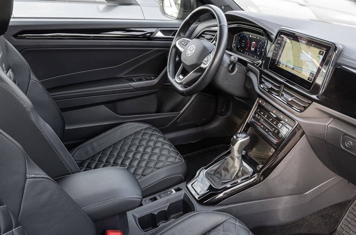 Volkswagen T-Roc Edition Black+ Cabriolet 1.5 TSI DSG R-Lin foto 9