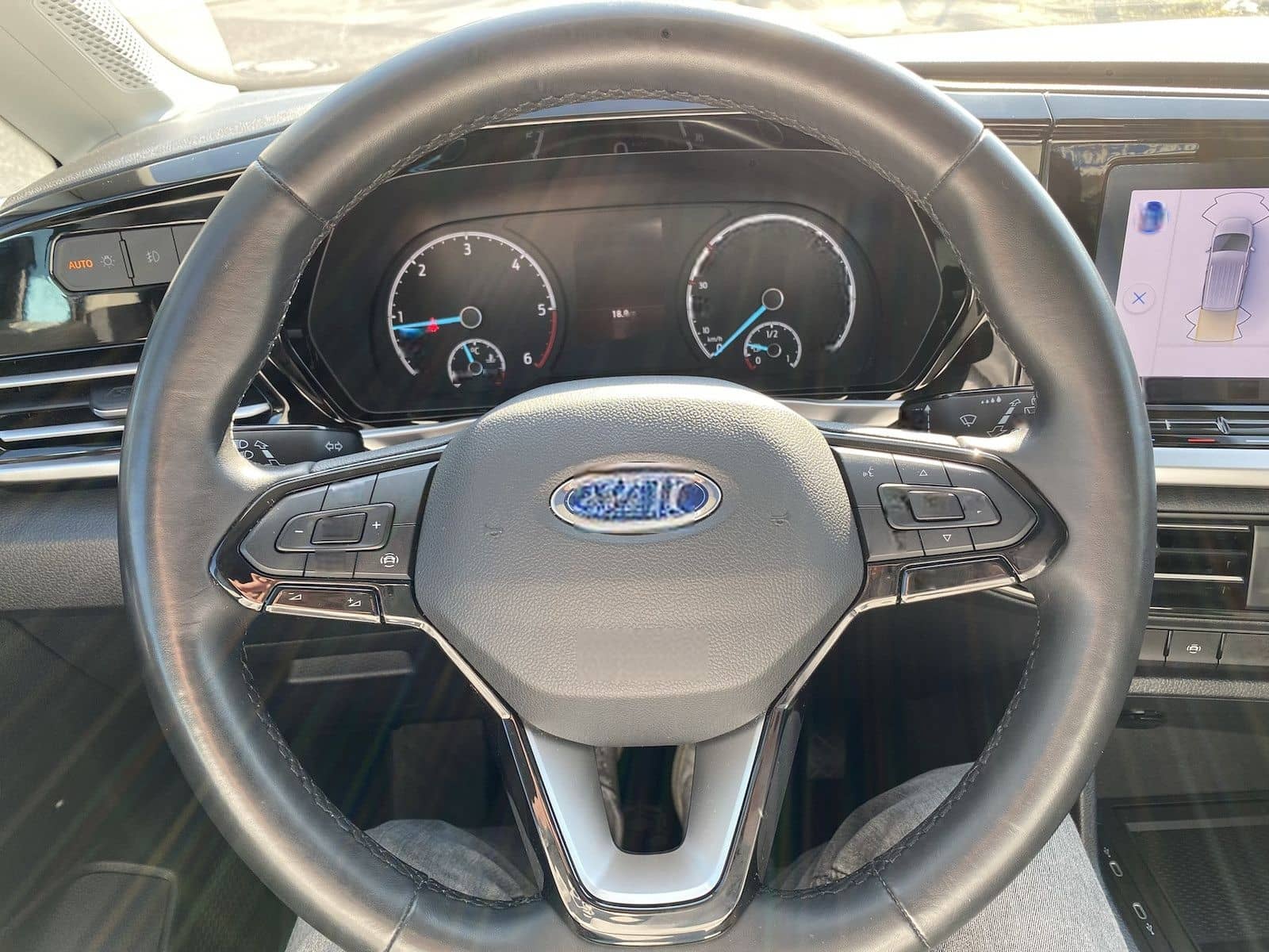 Volkswagen Caddy Tourneo Active, LED, neuer Rollstuhlumbau, foto 17