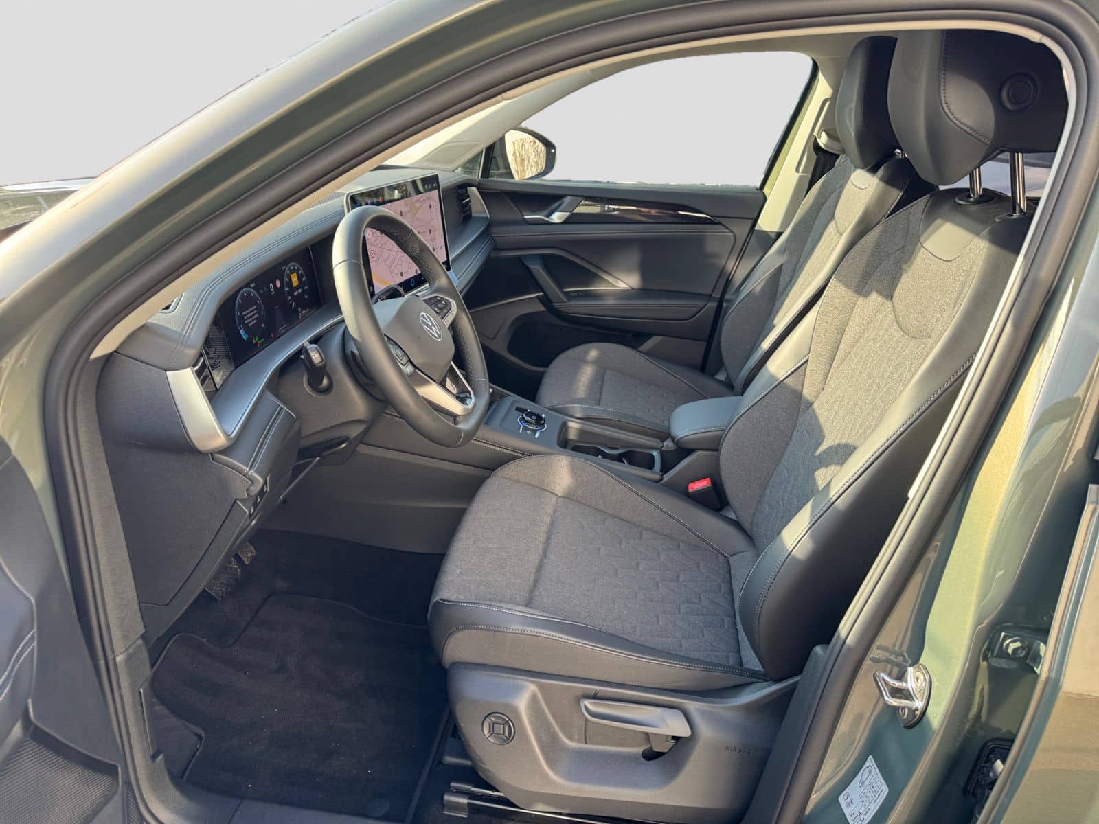 Volkswagen Tayron 1.5eTSI DSG Life ACC AHK Cam HuD LED Navi foto 12