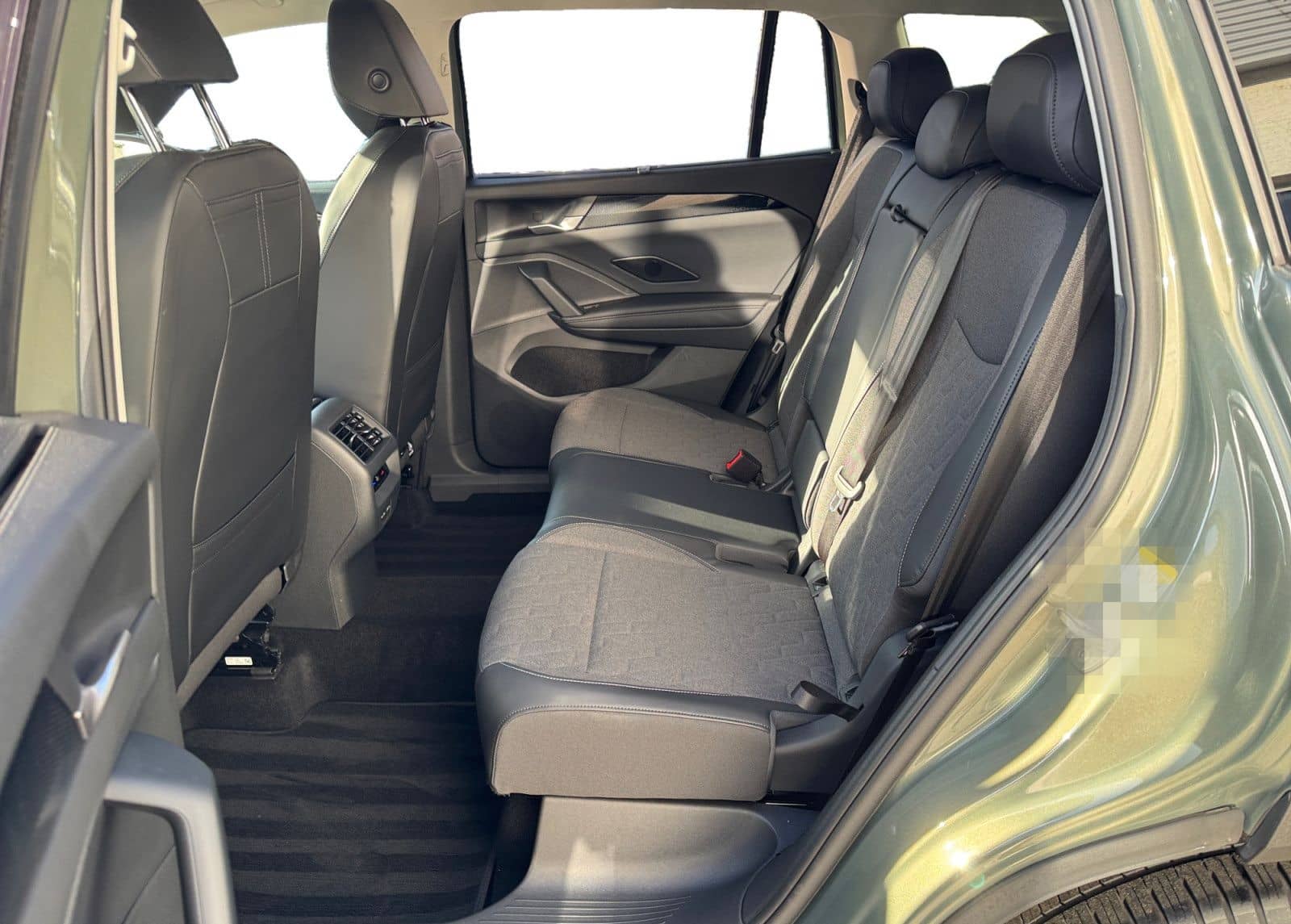 Volkswagen Tayron 1.5eTSI DSG Life ACC AHK Cam HuD LED Navi foto 13