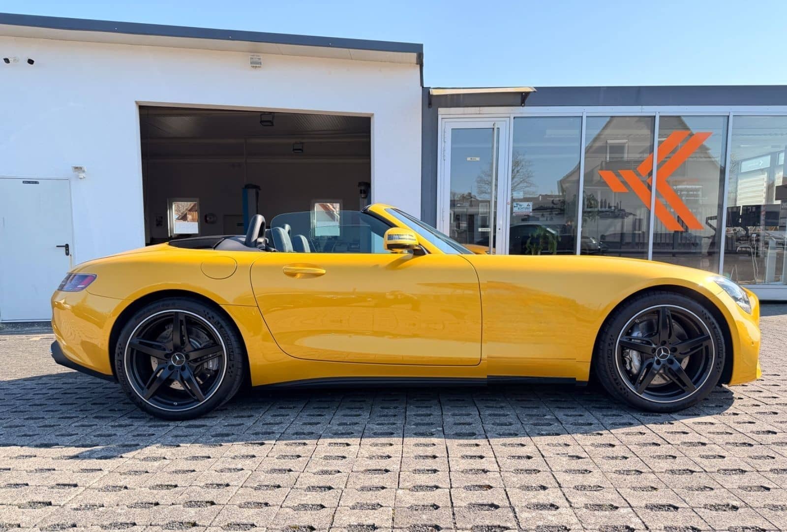 Mercedes-Benz AMG GT Roadster *DYN-PLUS-PKT+TRACK+SOLARBEAM* foto 6