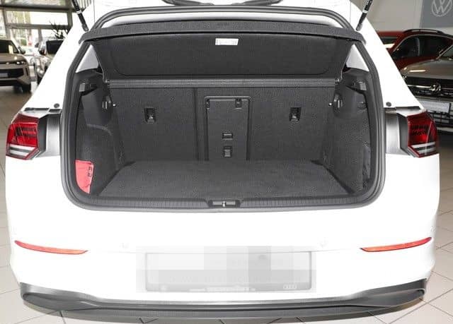 Volkswagen Golf VIII 1,5 TSI Life R-Kamera NaviMedia LED-Pl foto 11