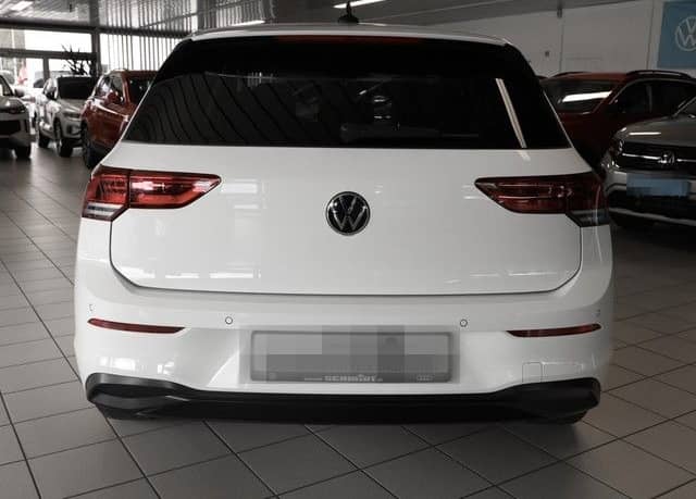 Volkswagen Golf VIII 1,5 TSI Life R-Kamera NaviMedia LED-Pl foto 4