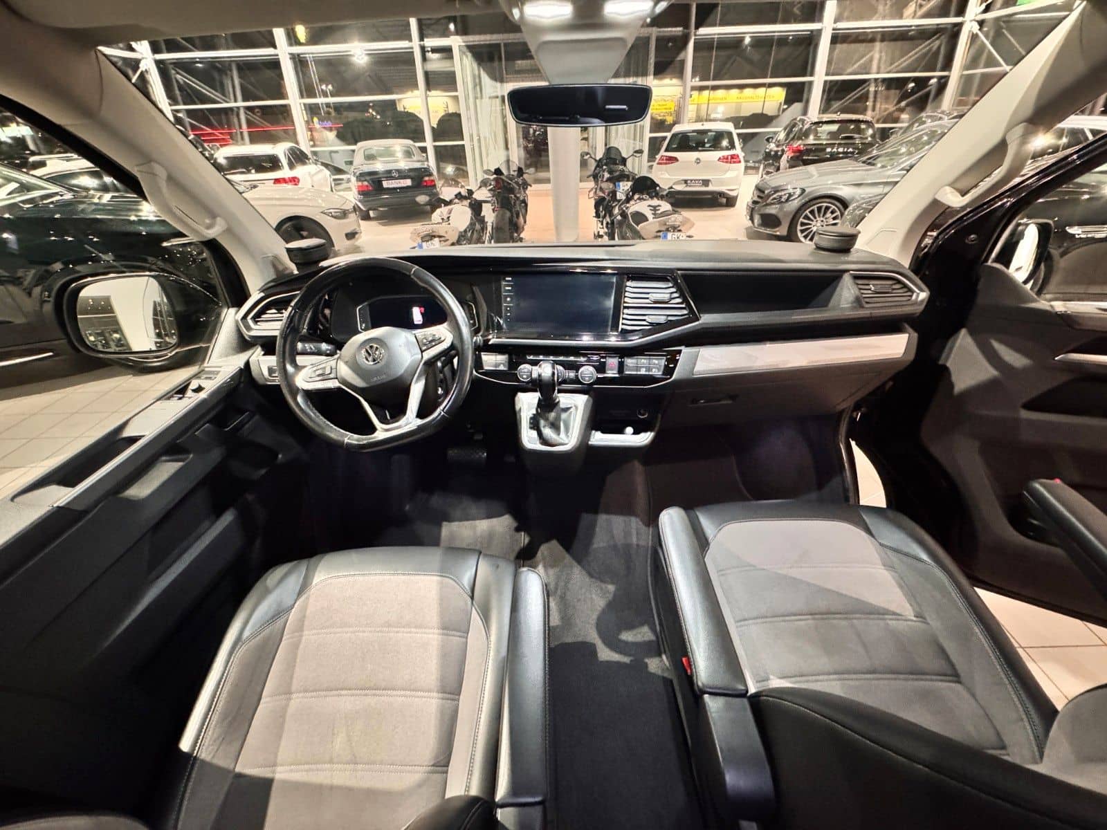 Volkswagen T6 Multivan foto 6