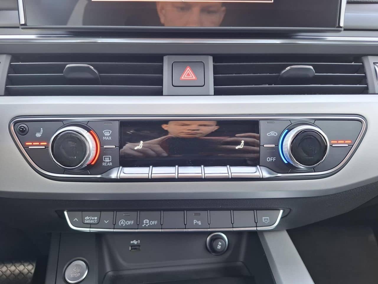 Audi A4 AVANT 40 TDI S-TRONIC S-LINE+CAM+PANO+MASSAGE foto 19