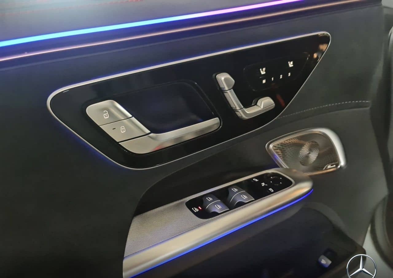 Mercedes-Benz EQE 53 4M+ AMG Prem/Hyper/HUD/HAL/Airm/Fahrass+ foto 20