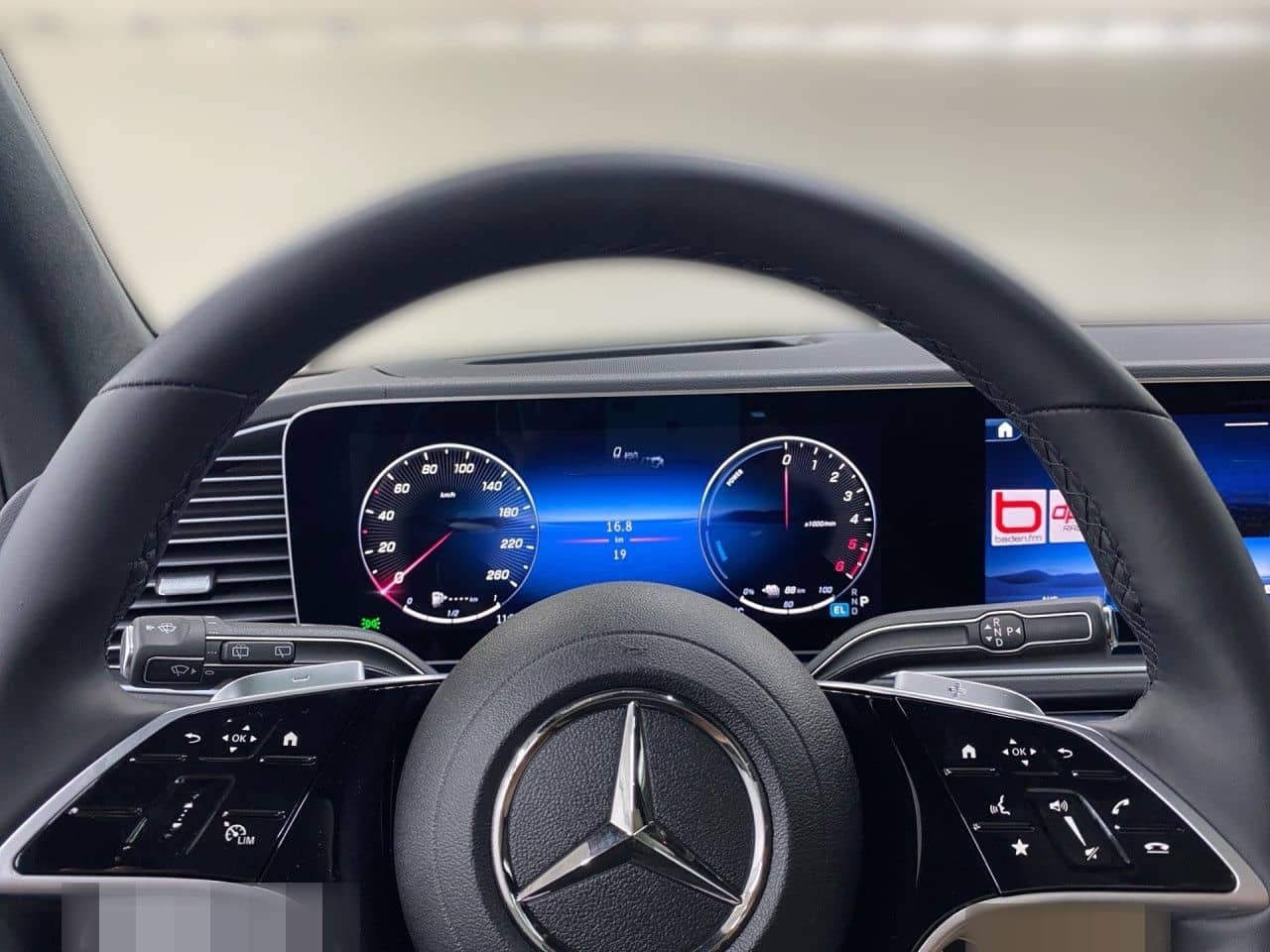 Mercedes-Benz GLE 350 de 4Matic AMG+HUD+PANO+AHK+EASY-PACK foto 9