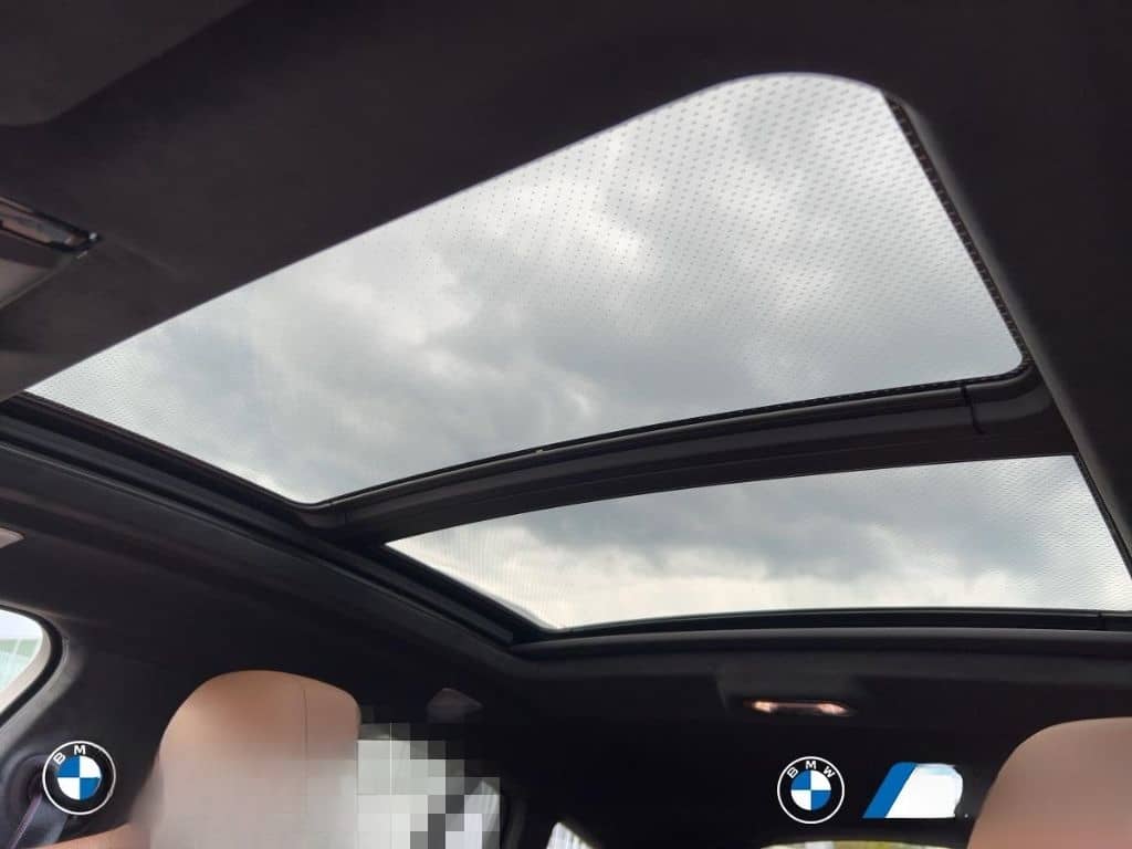 BMW X6 M Competition Soft-Close Panorama Laser B&W foto 20