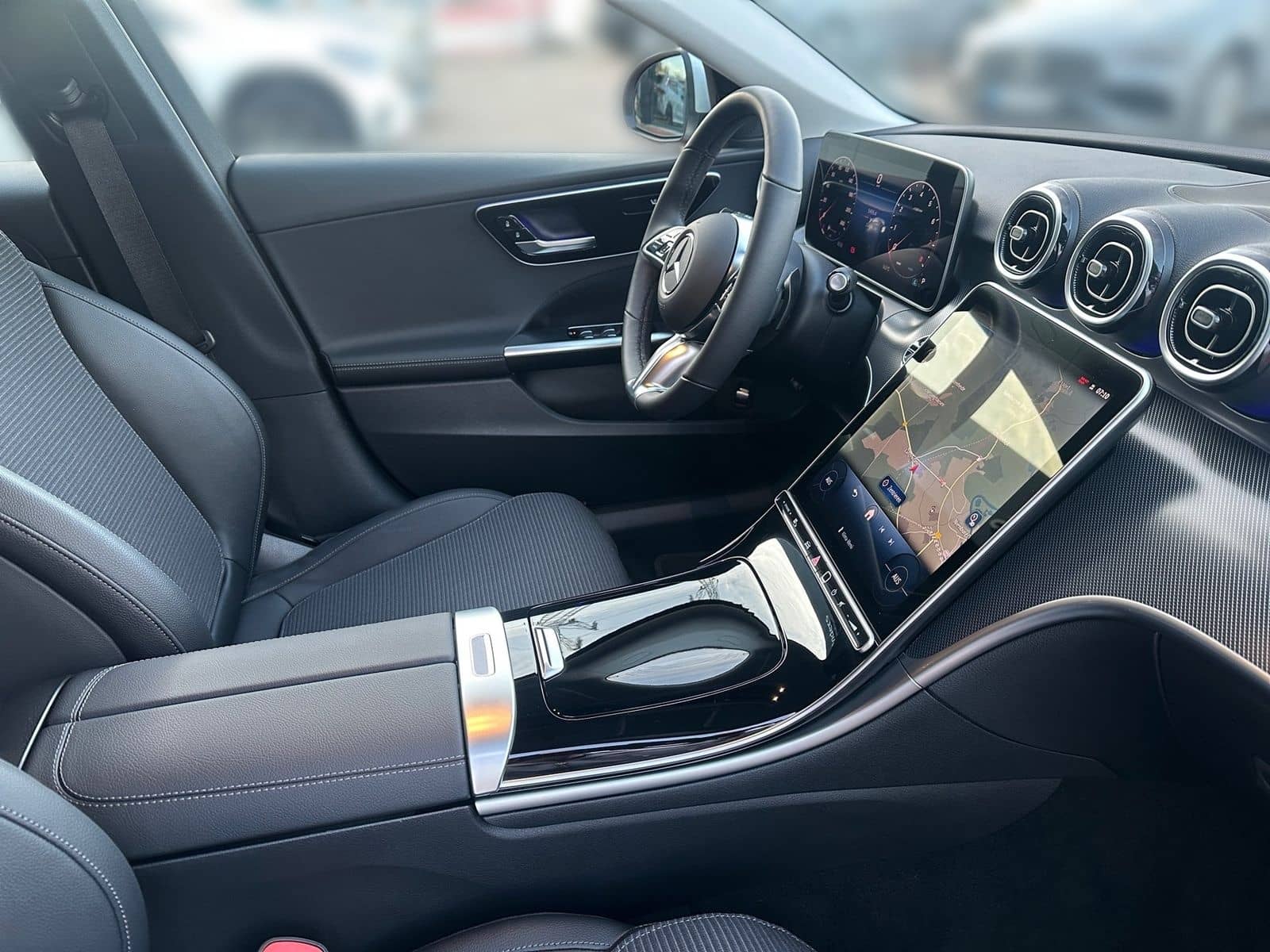 Mercedes-Benz C 180 T AVA+NAVI+DISTR+LED+AHK+KAM+KEY+APPLE foto 11