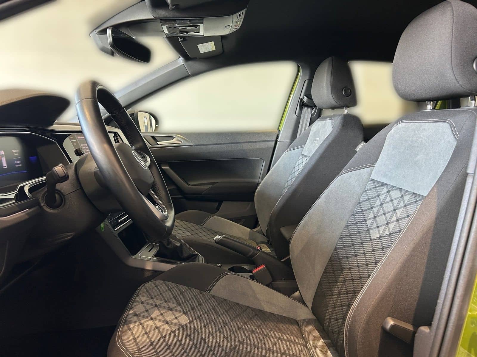 Volkswagen Taigo 1.0 TSI R-Line *MATRIX*KAMERA*NAVI* foto 9