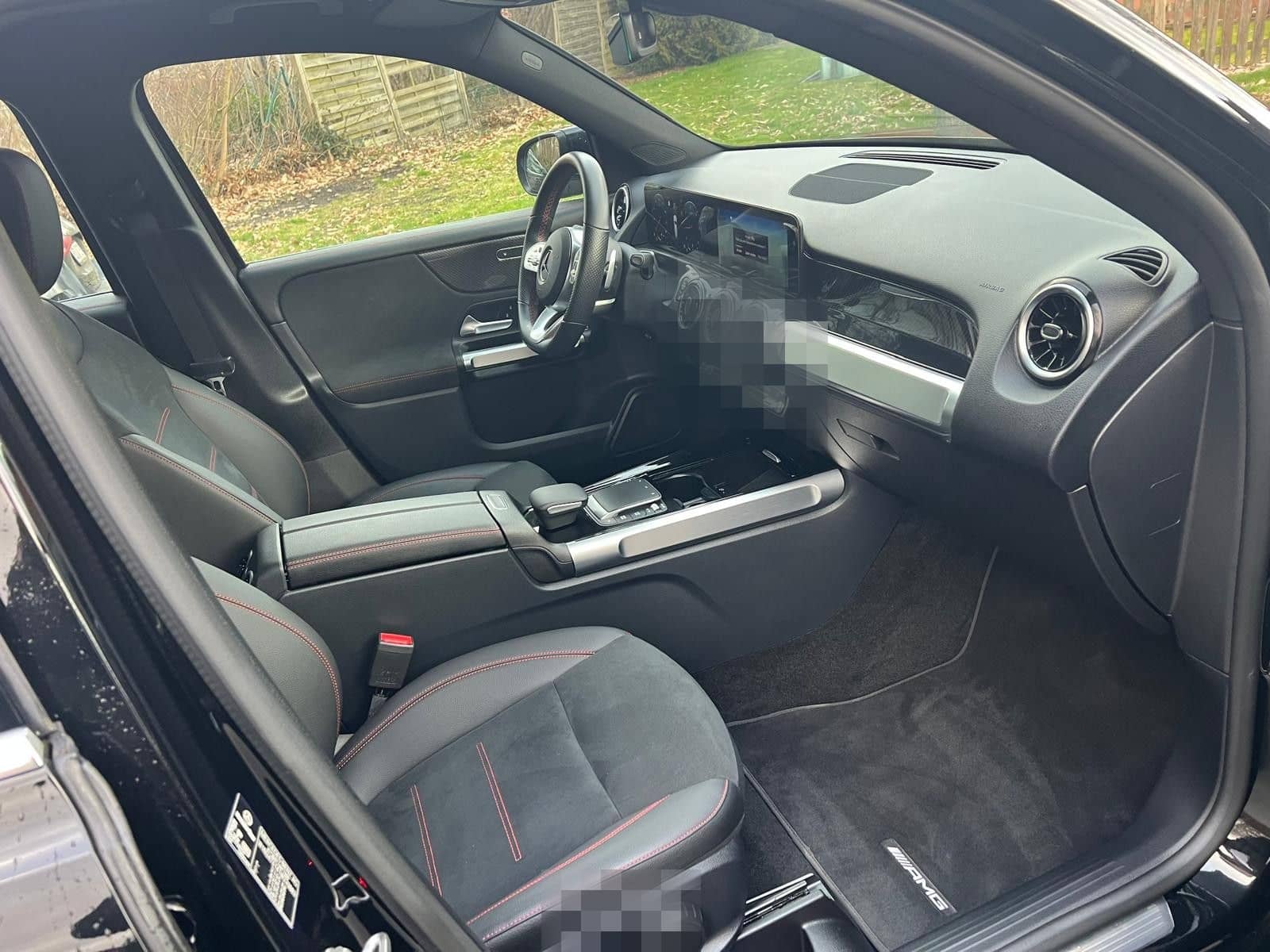 Mercedes-Benz GLB 220 d  AMG Multibeam LED Kamera DAB MBUX Tem foto 13